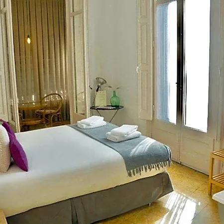 La Casa Gran Bed & Breakfast 4*