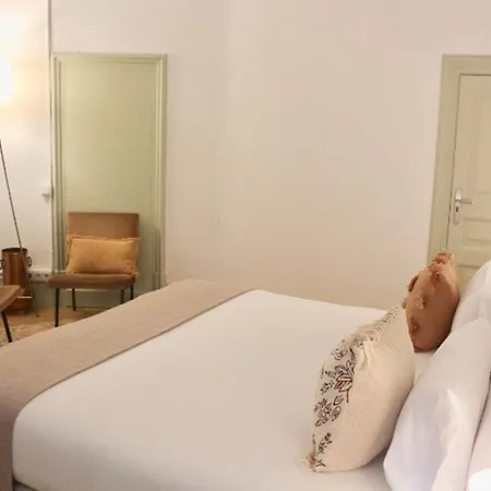 La Casa Gran Bed & Breakfast