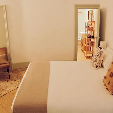 ラ カーサ グラン B＆b 3* バルセロナ