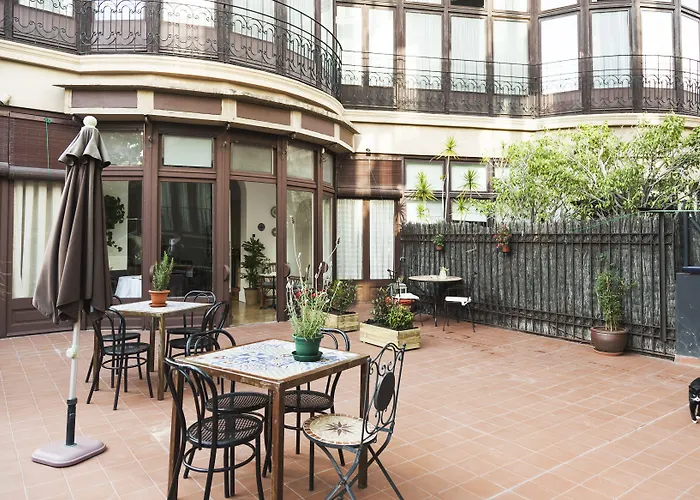 La Casa Gran Couette-café