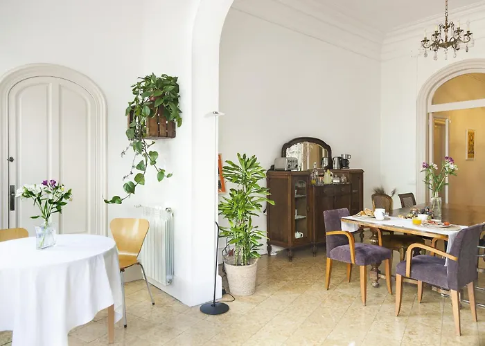 La Casa Gran Couette-café Barcelone