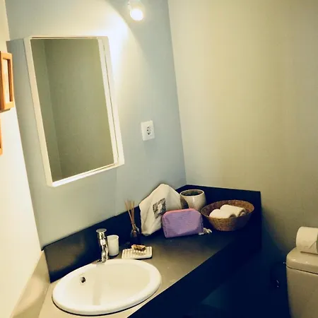 La Casa Gran Oda ve Kahvaltı Barselona
